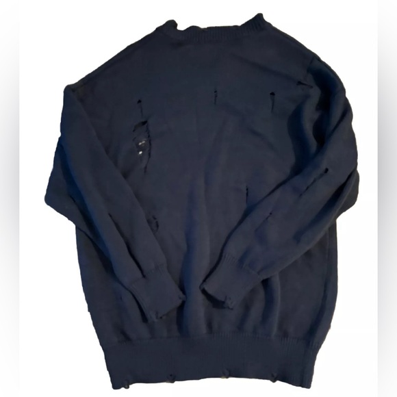 Distressed Boston Massachusetts Crewneck Sweater Navy Blue Women’s Medium - Picture 3 of 3